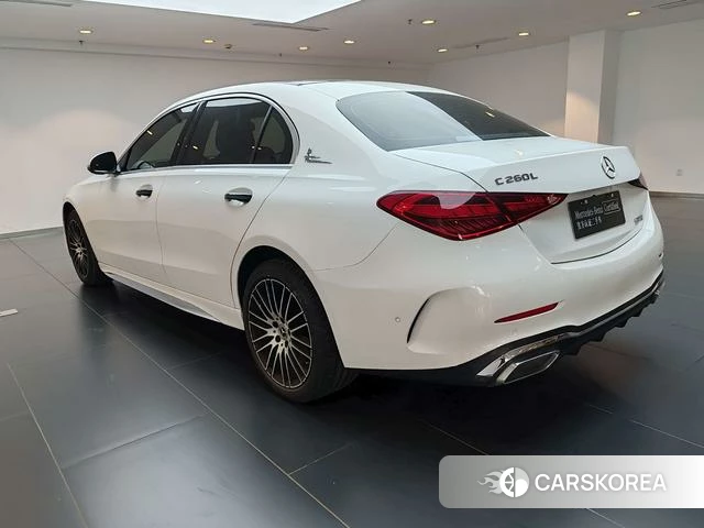 Mercedes-Benz Class C id 4399751 из Китая 16