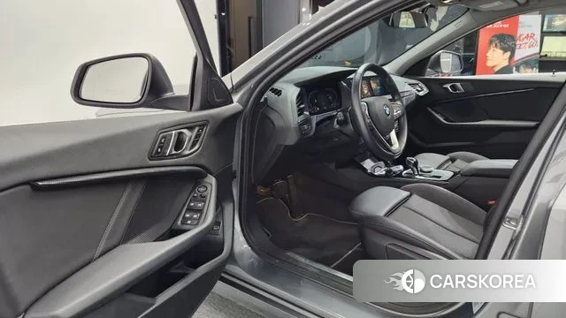 BMW 1 Series (F40) id 3739852 из Кореи 20