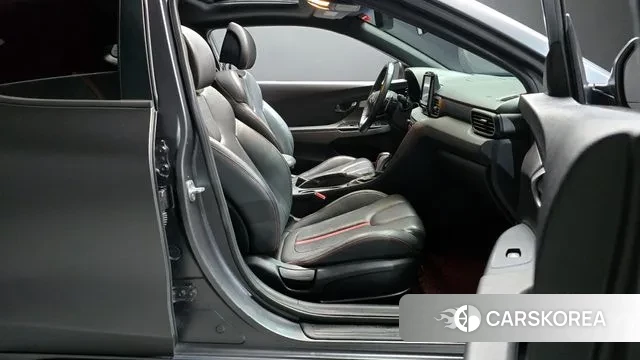 Hyundai Veloster (JS) id 3308197 из Кореи 20