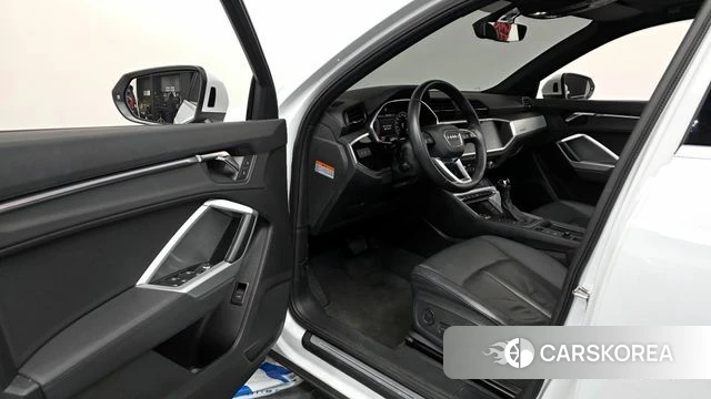 Audi Q3 (F3) id 3879306 из Кореи 20