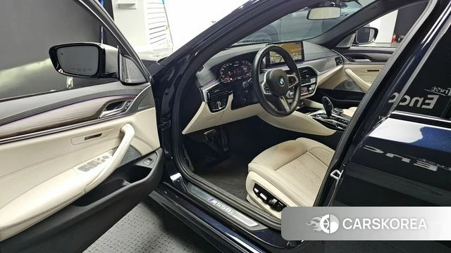 BMW 5 Series (G30) id 3813334 из Кореи 20