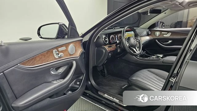Mercedes-Benz E-Class W213 id 4574388 из Кореи 20
