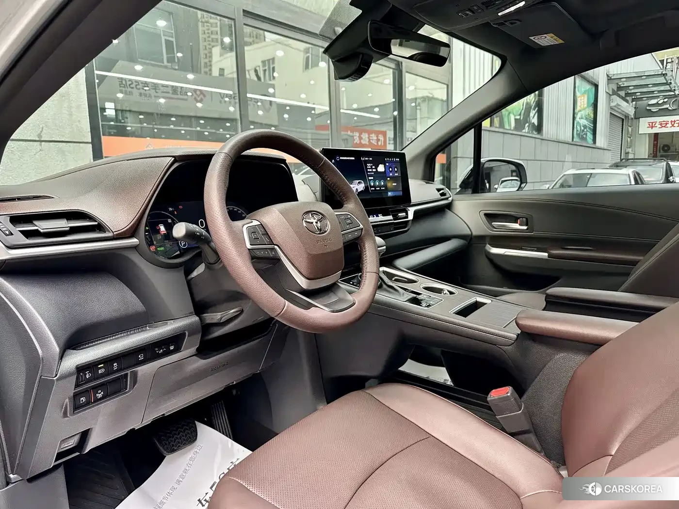 Toyota Granvia id 4600542 из Китая 24
