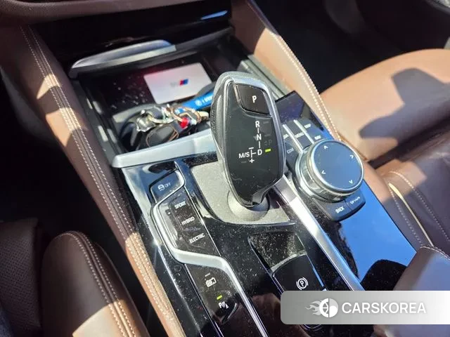 BMW 5 Series (G30) id 3041293 из Кореи 10