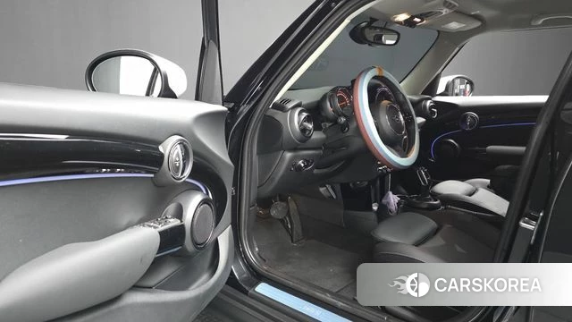 Mini Cooper id 4355122 из Кореи 30