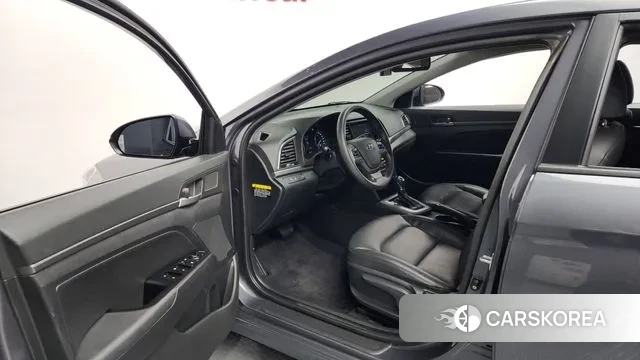 Hyundai Avante AD id 3515245 из Кореи 20