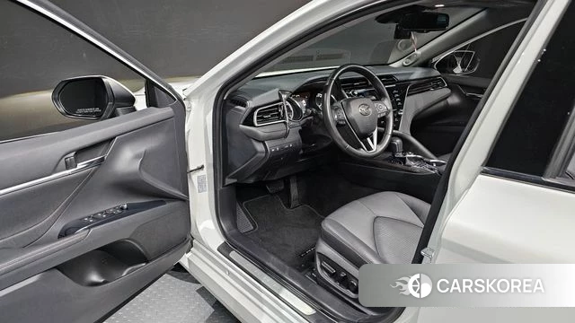 Toyota Camry (XV70) id 4020510 из Кореи 20