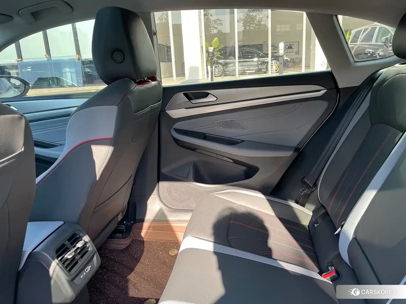 Volkswagen Lamando id 4622714 из Китая 25
