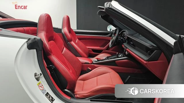 Porsche 911(992) id 4666814 из Кореи 32
