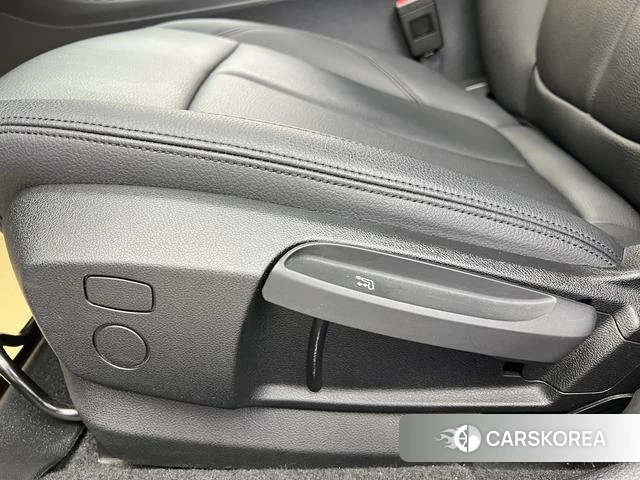BMW 1 series id 4257498 из Китая 28