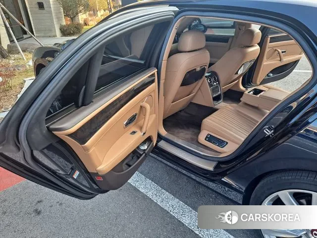 Bentley Flying Spur 2nd Generation id 3330777 из Кореи 13