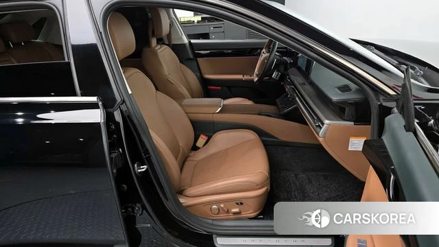 Hyundai Grandeur Hybrid (GN7) id 4249001 из Кореи 37