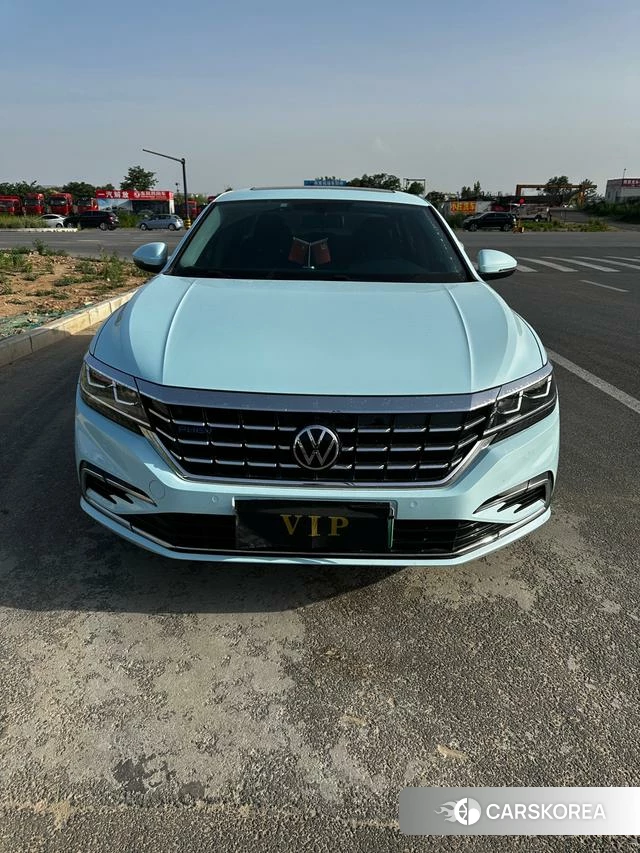 Volkswagen Passat PHEV id 4313774 из Китая 11