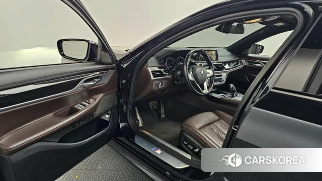 BMW 7 Series (G11) id 3942824 из Кореи 20