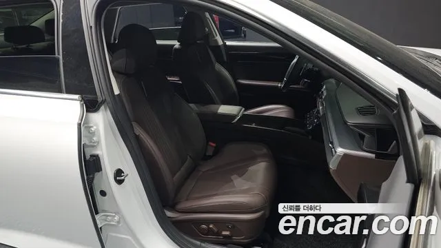 Hyundai Grandeur (GN7) id 2739805 из Кореи 20