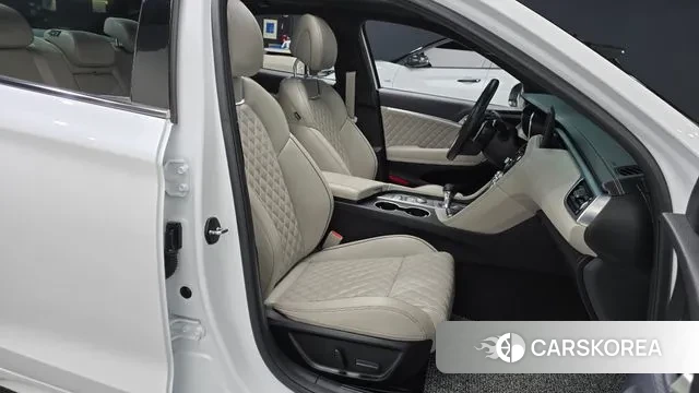 Genesis The New G70 id 3478434 из Кореи 20