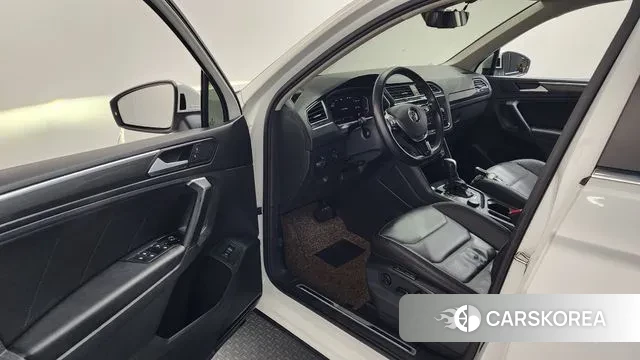 Volkswagen Tiguan second Generation id 3686972 из Кореи 20