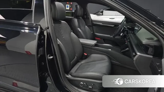 Hyundai Grandeur (GN7) id 3734928 из Кореи 20