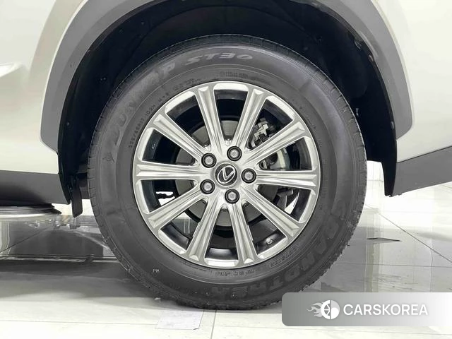 Lexus NX id 4301737 из Китая 19