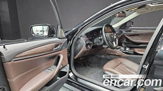 BMW 5 Series (G30) id 2751989 из Кореи 20