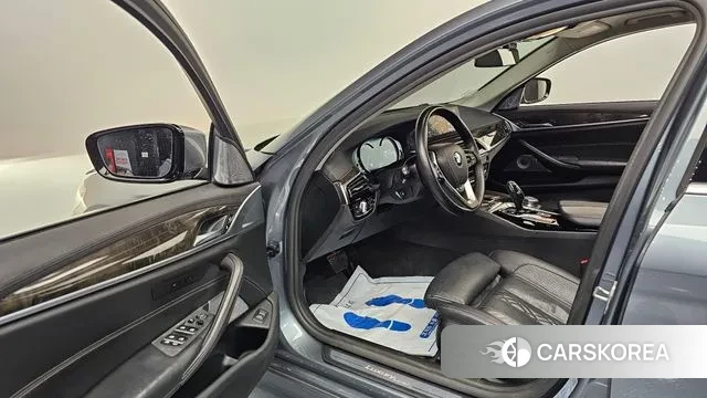 BMW 5 Series (G30) id 3505245 из Кореи 20