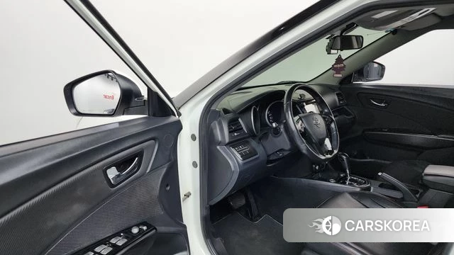 Ssangyong Tivoli Air id 4286126 из Кореи 33