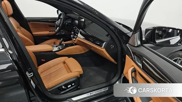 BMW 5 Series (G30) id 3421694 из Кореи 20