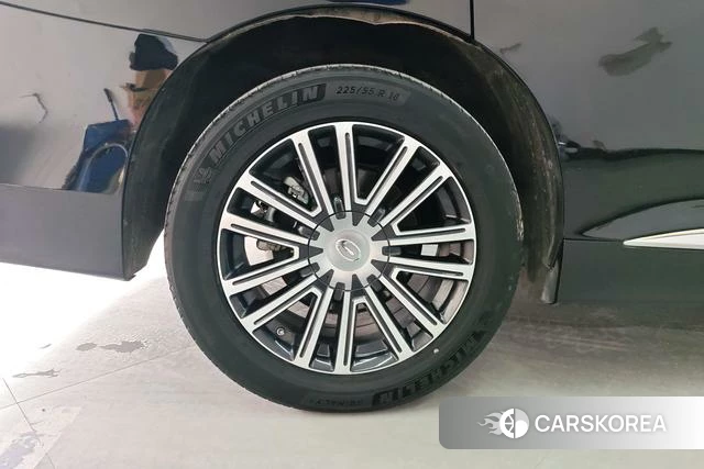 GAC Trumpchi Trumpchi M8 id 3810387 из Китая 17