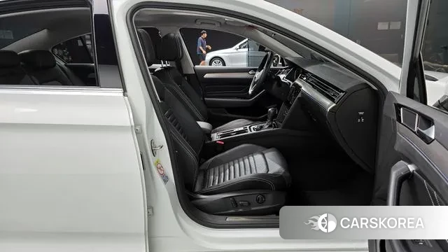 Volkswagen Passat GT (B8) id 2994003 из Кореи 20