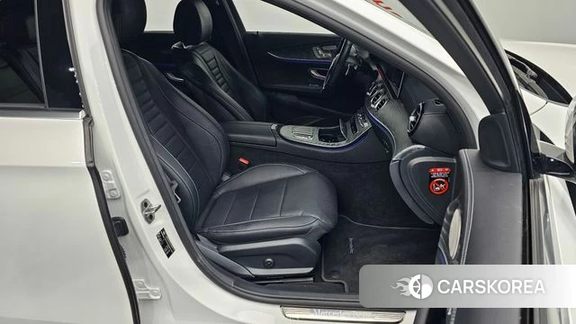 Mercedes-Benz E-Class W213 id 3884315 из Кореи 20