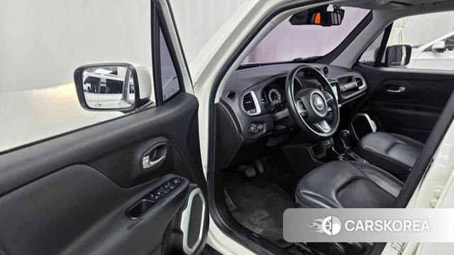 Jeep Renegade id 4525850 из Кореи 29