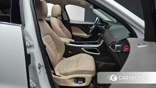 Jaguar F-PACE id 4197243 из Кореи 33