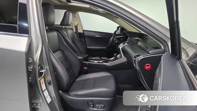 Lexus NX300h id 3617299 из Кореи 20