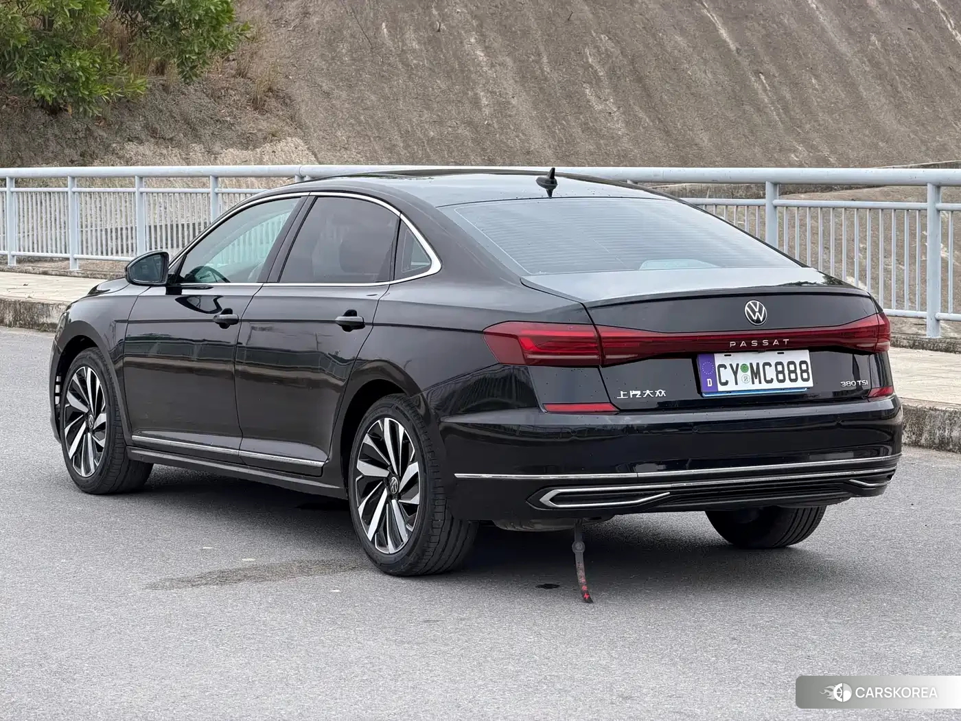 Volkswagen Passat id 4686210 из Китая 11
