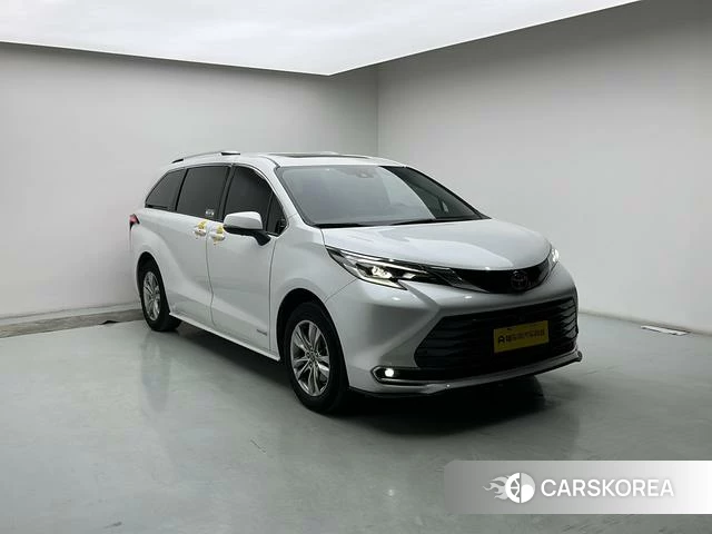 Toyota Saina id 4272875 из Китая 20
