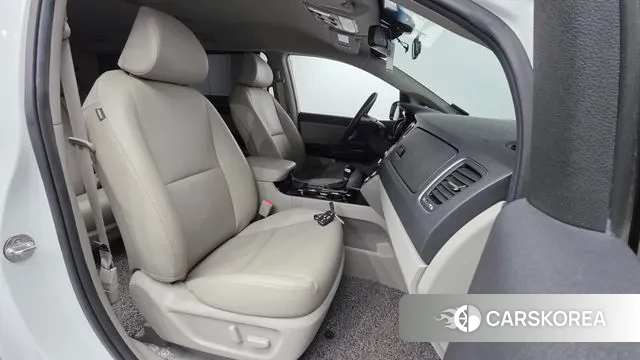 Kia The New Carnival id 3368598 из Кореи 20