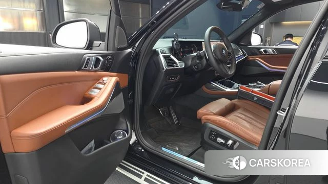 BMW X7 (G07) id 4200761 из Кореи 37