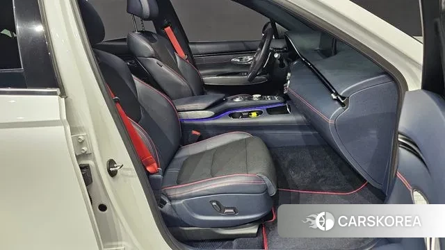 Genesis GV70 id 3528888 из Кореи 20