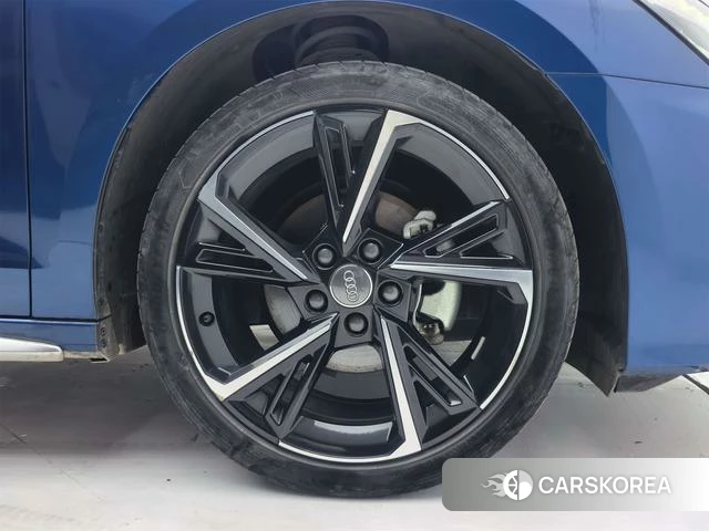 Audi A3 id 4273288 из Китая 27