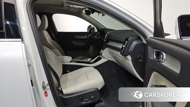 Volvo XC40 id 3491978 из Кореи 20