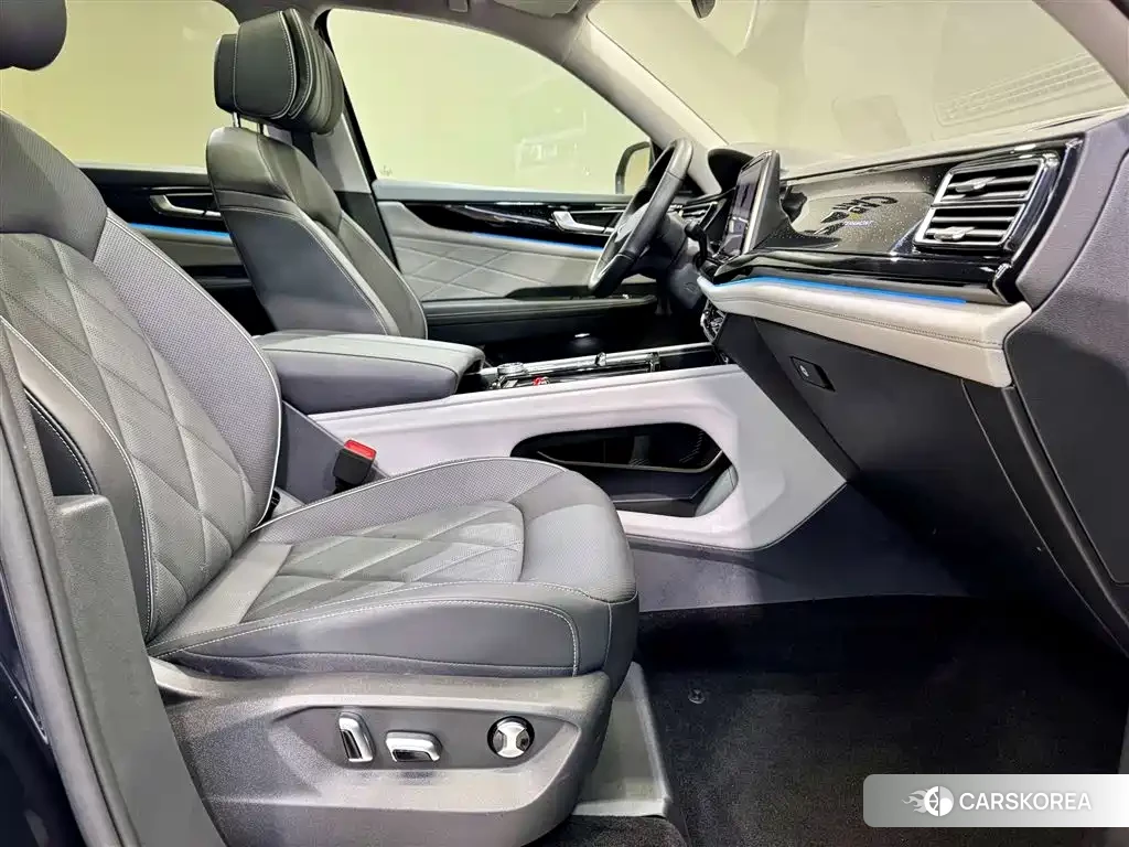 Volkswagen Teramont id 4546236 из Китая 30