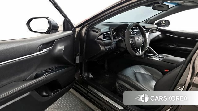 Toyota Camry (XV70) id 4285582 из Кореи 35