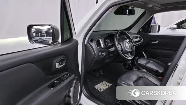 Jeep Renegade id 3656270 из Кореи 20