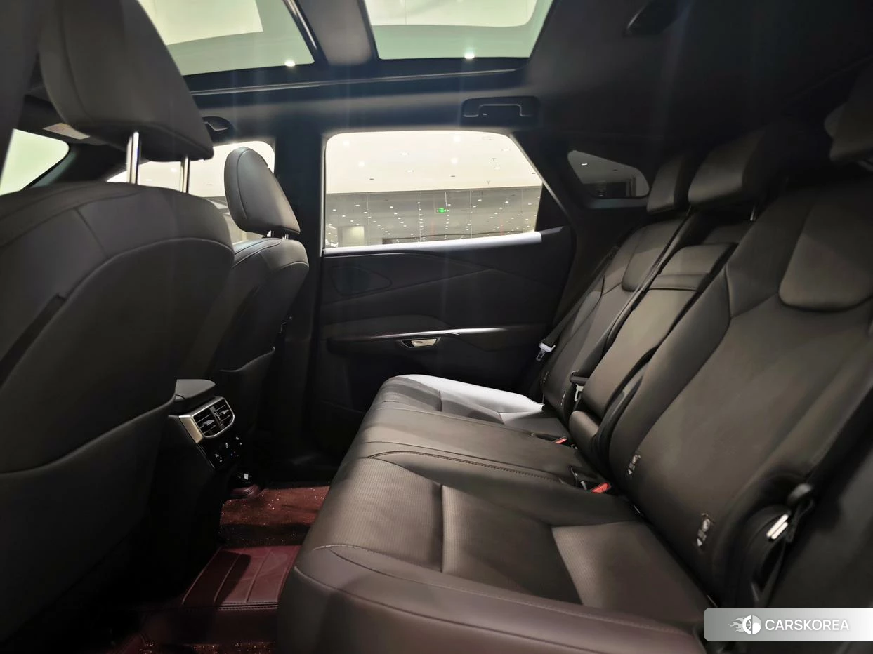 Lexus RX id 4486406 из Китая 12