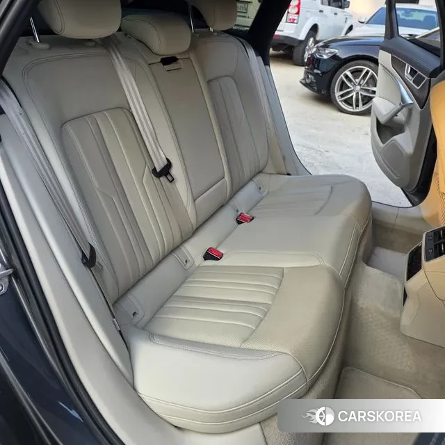 Audi A6 (C8) id 3335057 из Кореи 18