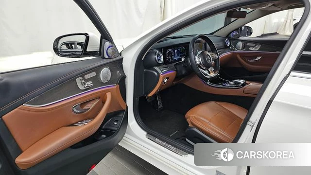 Mercedes-Benz E-Class W213 id 4362948 из Кореи 33