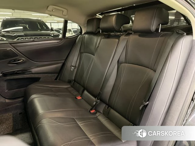 Lexus ES300h 7th generation id 4561768 из Кореи 20