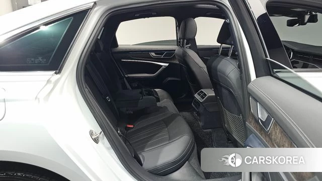 Audi A6 (C8) id 4428904 из Кореи 33