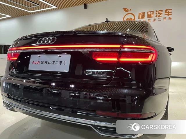 Audi A8 id 4219896 из Китая 15