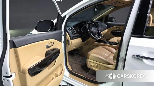 Kia The New Carnival id 4232729 из Кореи 20